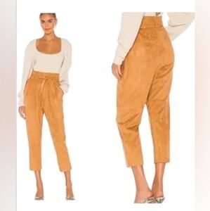 NWOT Free People Nightfall Faux Suede camel paperbag trouser. Women’s size 6.